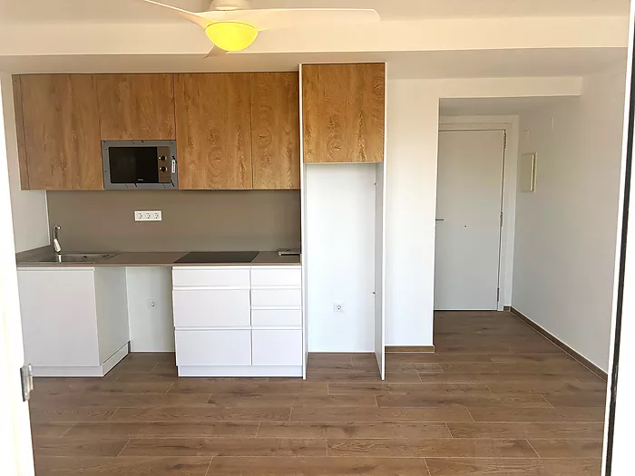 Amazing opportunity! 1 bedroom apartment for sale. Don't miss this unique chance! Contact us now!