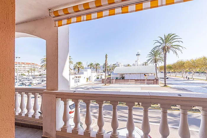 Amazing apartment for sale in Empuriabrava, Costa Brava! Don't miss this unique opportunity!