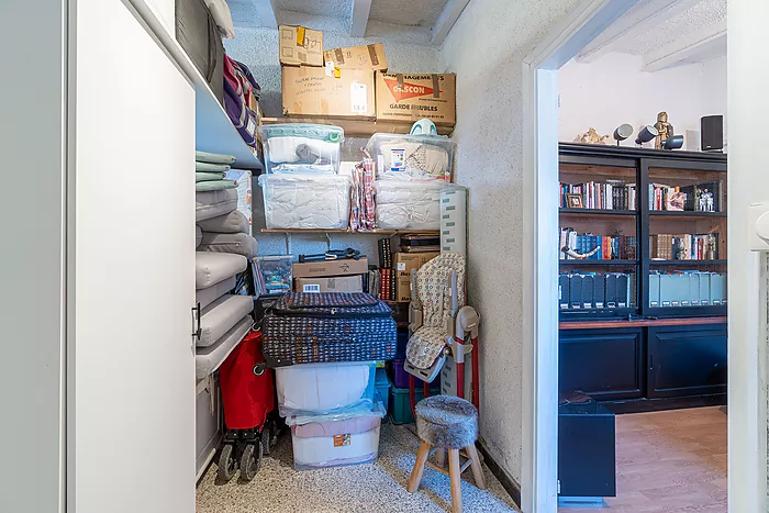 Belle maison avec piscine et trois grandes chambres, découvrez la maison de vos rêves! Venez la visi