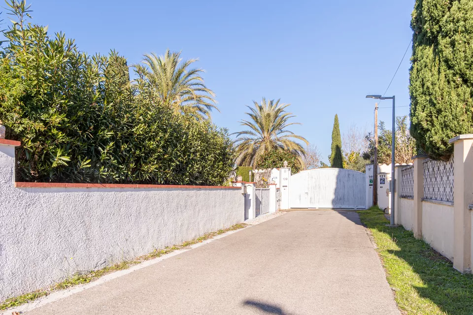 Chalet zum Verkauf in Empuriabrava. Ihr ideales Zuhause erwartet Sie an diesem wunderschönen Ort am 