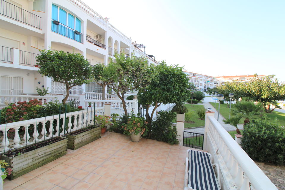 Apartment with large for sale in Empuriabrava